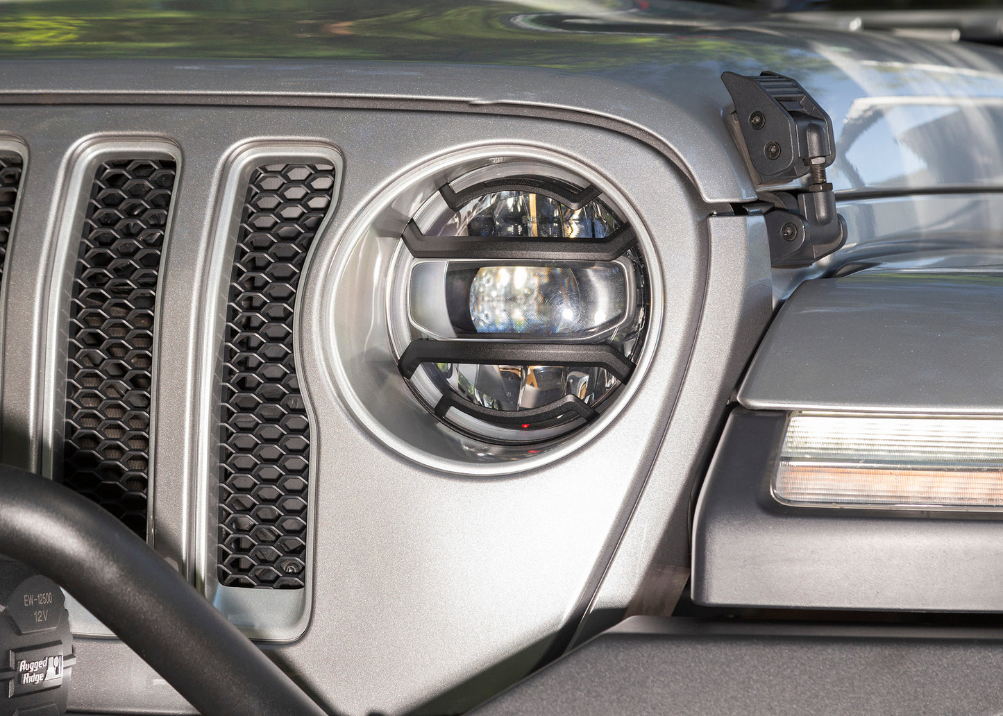 ~(1 lbs. 11X10X5)~ Elite Euro Guard Kit Headlight Black 18-21 Jeep Wrangler 20-21 Gladiator