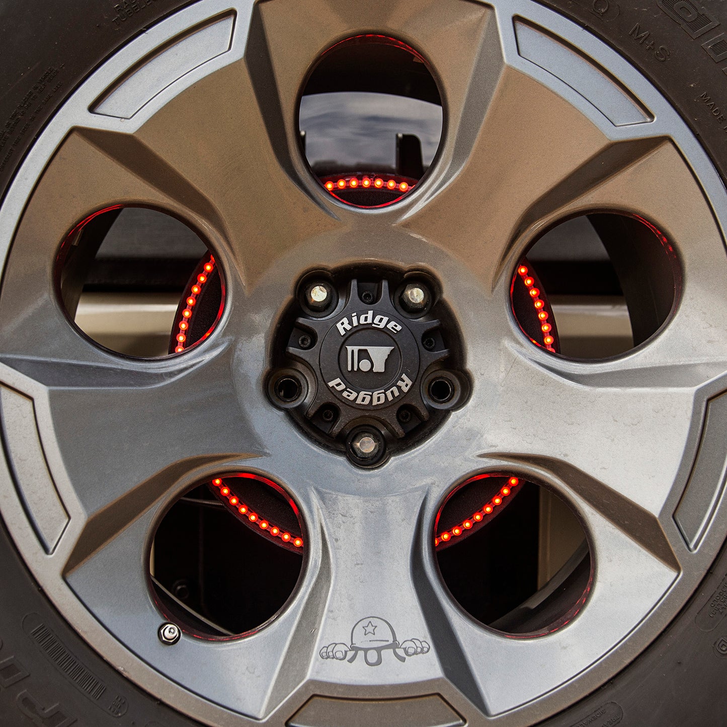 ~(1.4 lbs. 13X13X1)~ Third Brake Light Ring LED